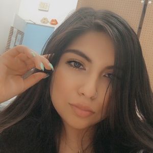 Meet your Posher, Joanna